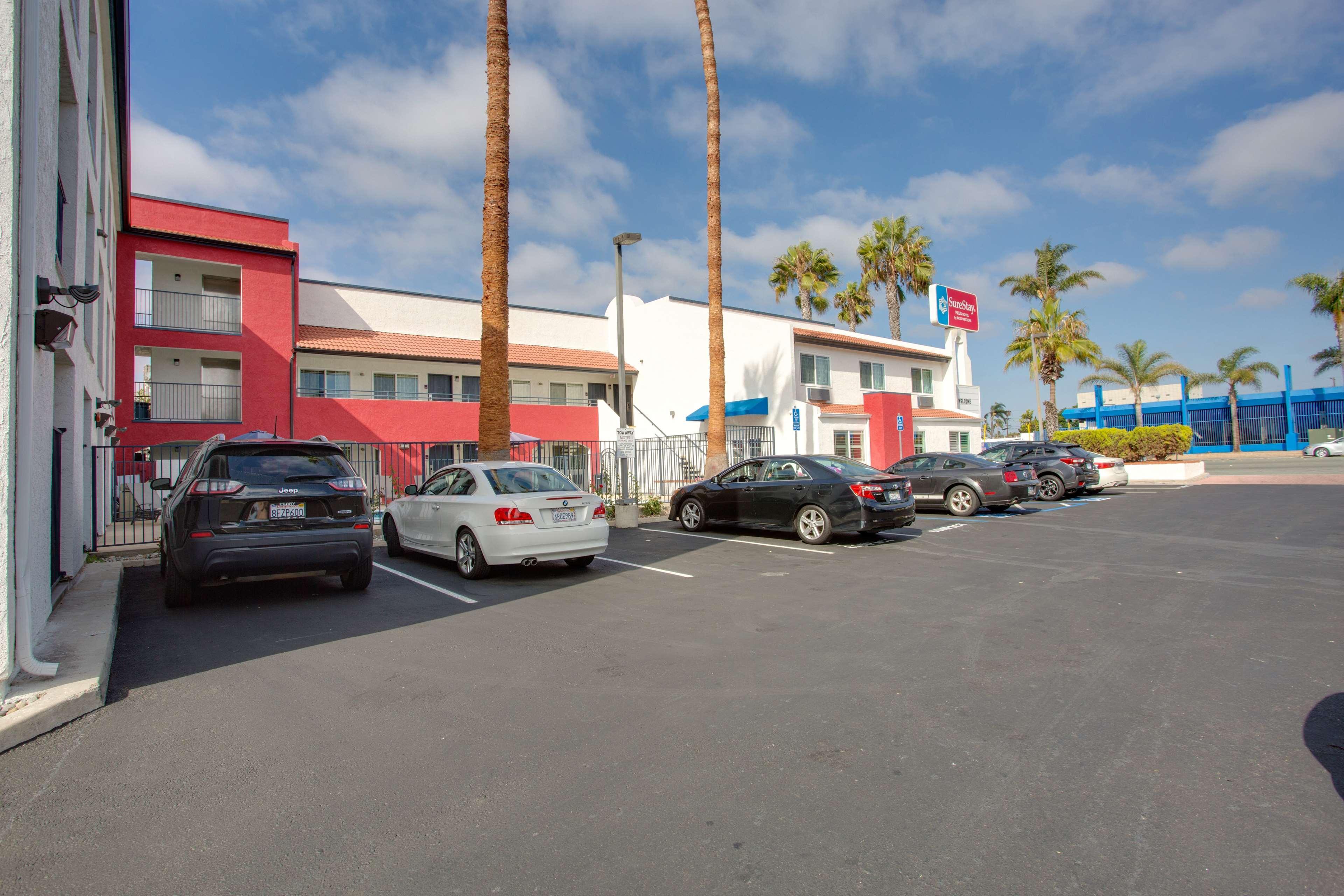 Inn Quality San Diego South - 3*